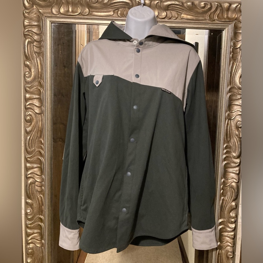 Deso osma shirt jacket hooded with pockets